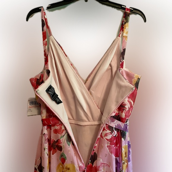 NWT NW Nightway Women’s Long Floral Mock Wrap Dress size 10 - Picture 10 of 15
